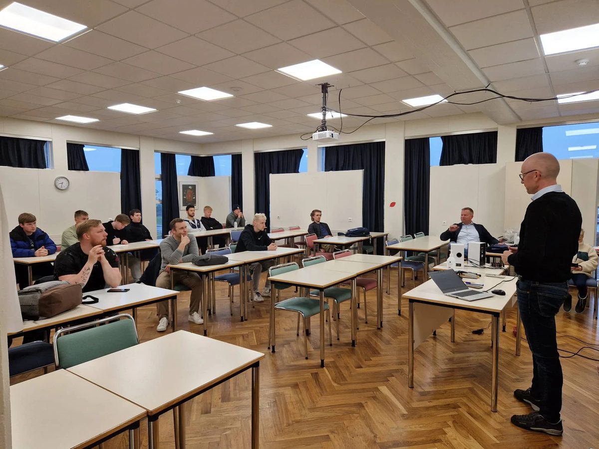Kynning fyrir nemendur í rafvirkjun í Fjölbrautarskóla Vesturlands